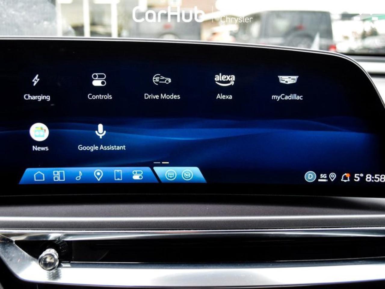 2024 Cadillac LYRIQ Tech Photo