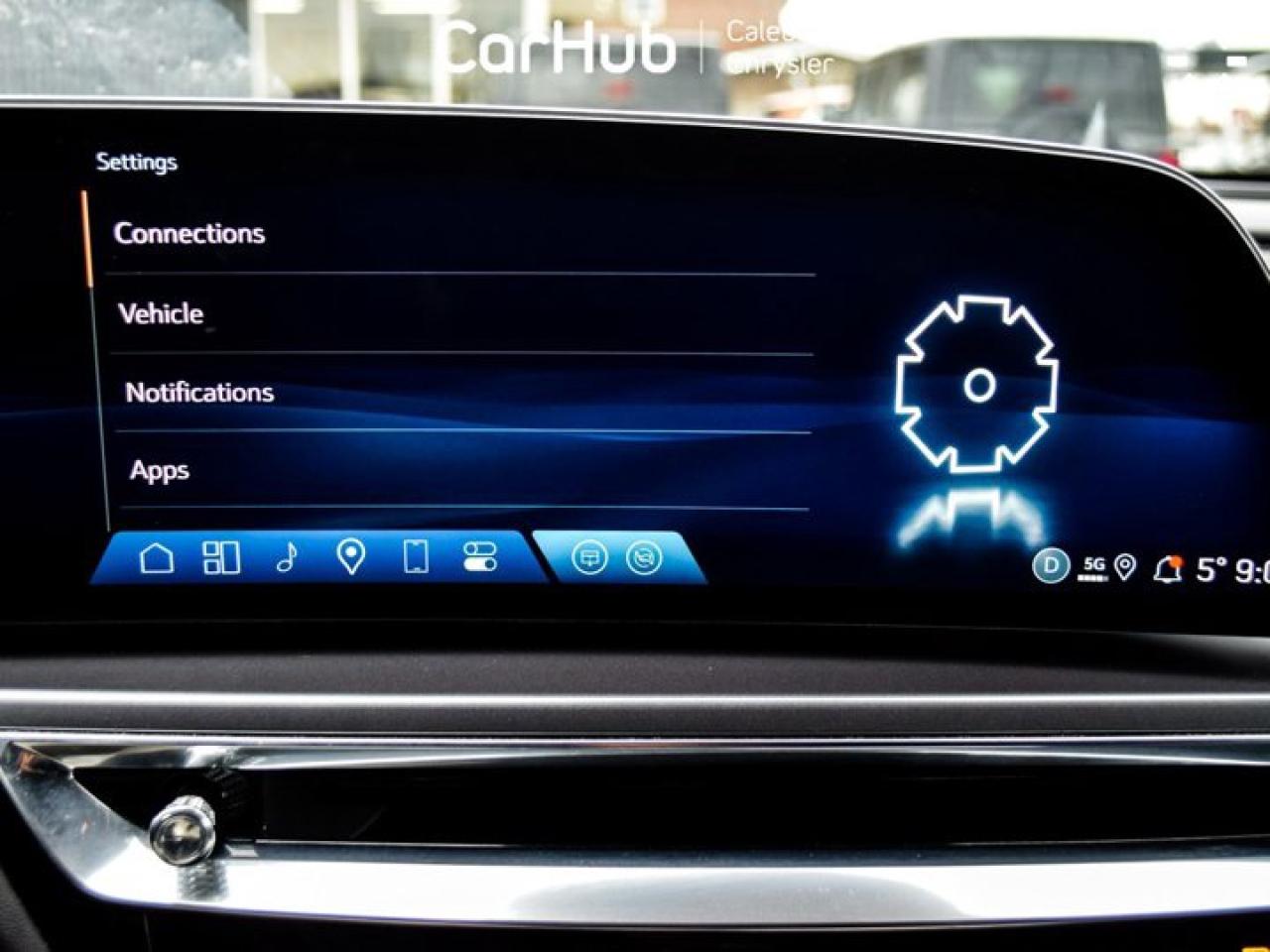 2024 Cadillac LYRIQ Tech Photo