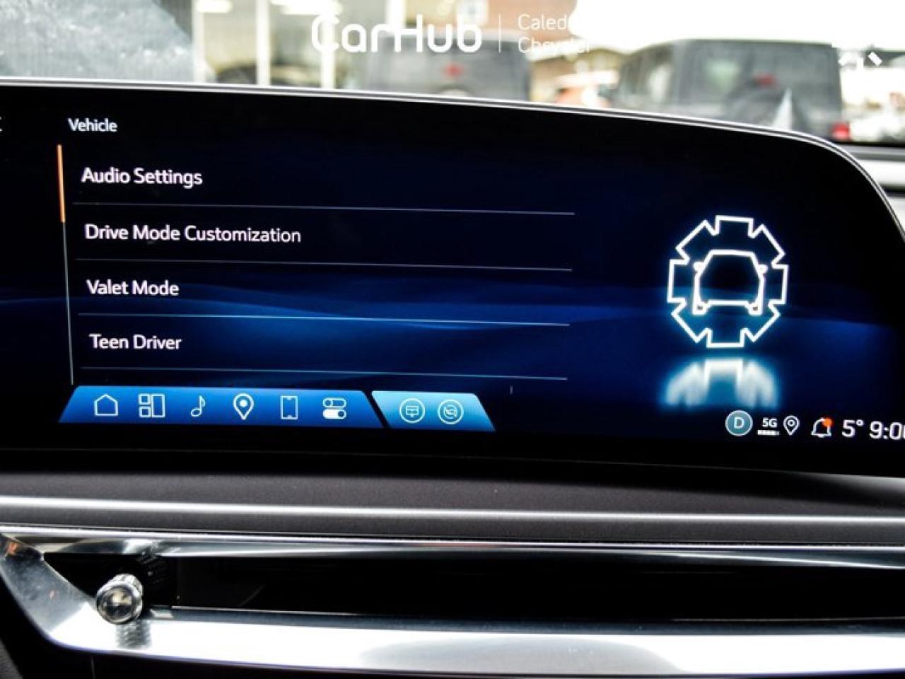 2024 Cadillac LYRIQ Tech Photo