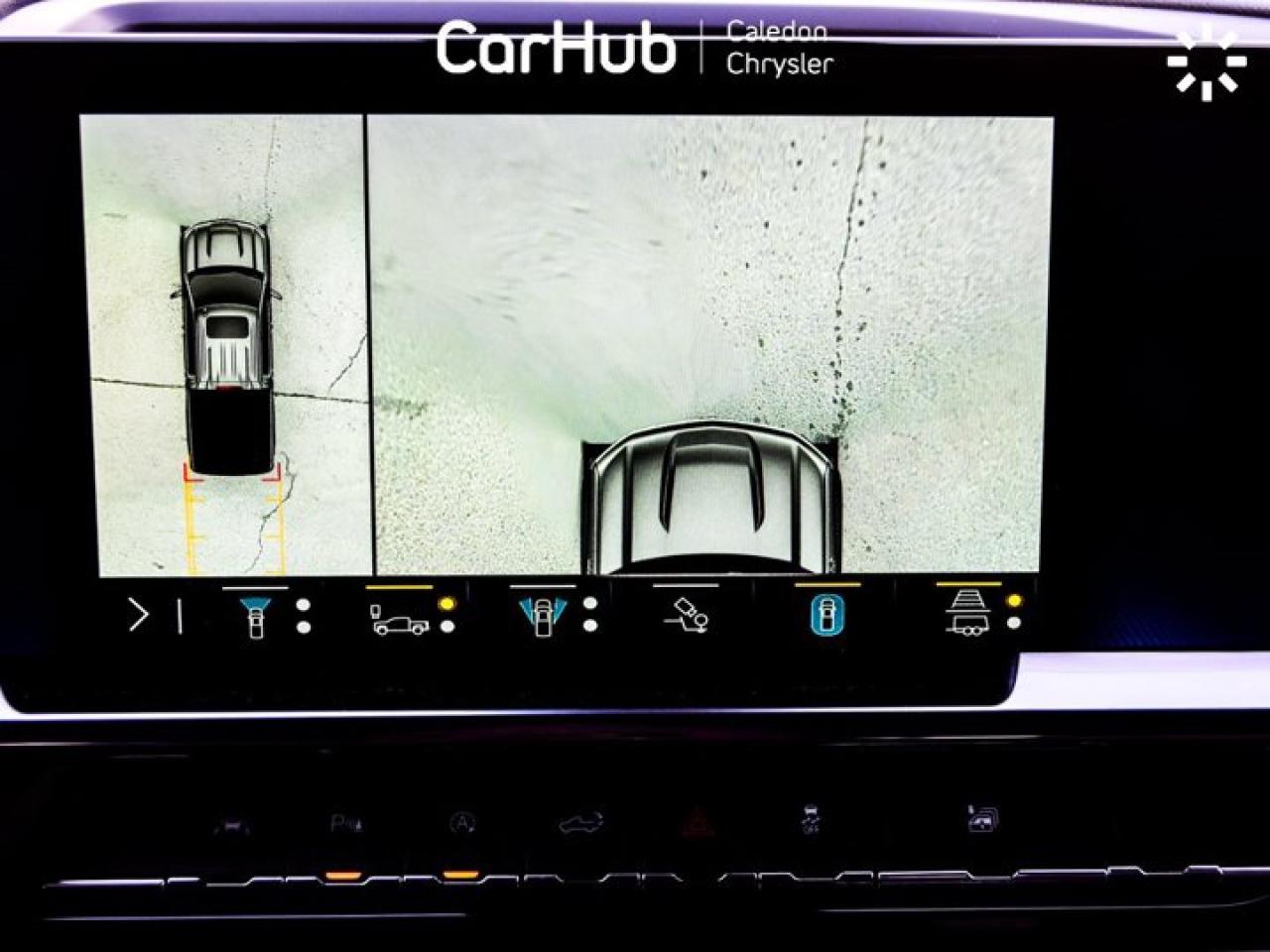 2023 Chevrolet Silverado 1500 RST 4WD Crew Cab 157" 6.2L Leather 13.4"Display Lane Assist Photo