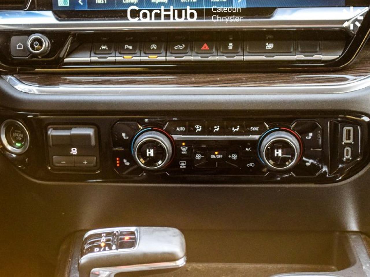 2023 Chevrolet Silverado 1500 RST 4WD Crew Cab 157" 6.2L Leather 13.4"Display Lane Assist Photo