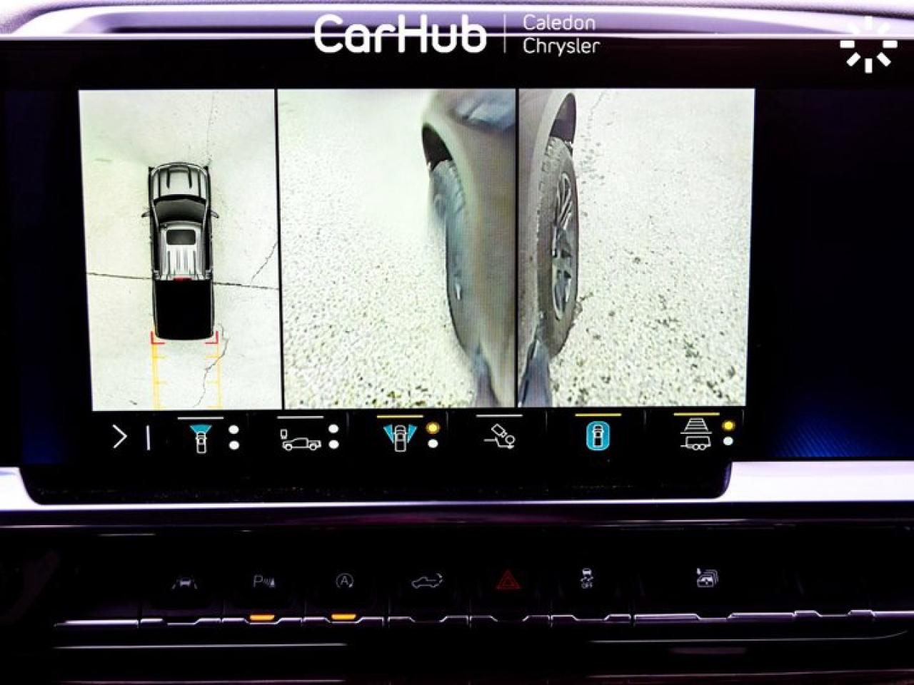 2023 Chevrolet Silverado 1500 RST 4WD Crew Cab 157" 6.2L Leather 13.4"Display Lane Assist Photo