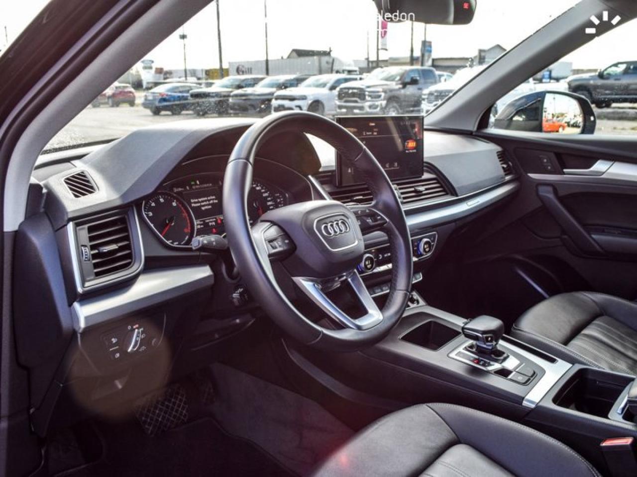 2022 Audi Q5 Komfort Quattro 7 Passengers Blind Spot Heated Front Seat Alloy Rims Photo