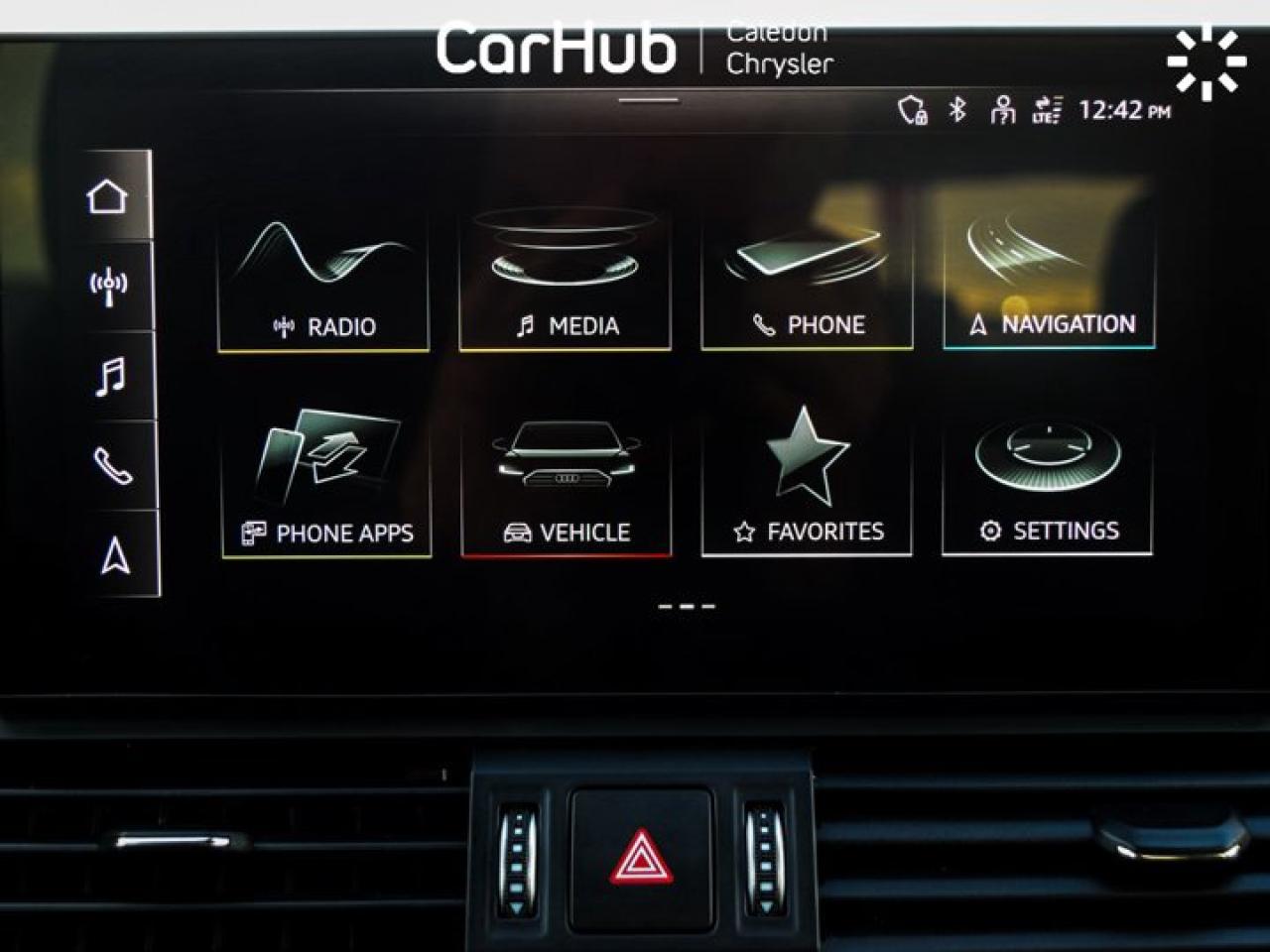 2022 Audi Q5 Komfort Quattro 7 Passengers Blind Spot Heated Front Seat Alloy Rims Photo