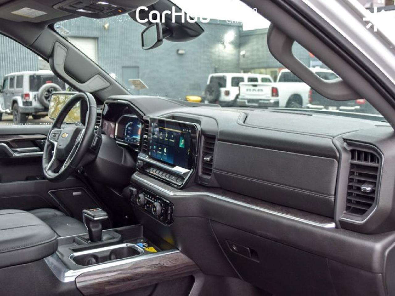 2023 Chevrolet Silverado 1500 LTZ 4WD Crew Cab 147" 5.3L  Leather Seats Sunroof 13.4"Display Photo