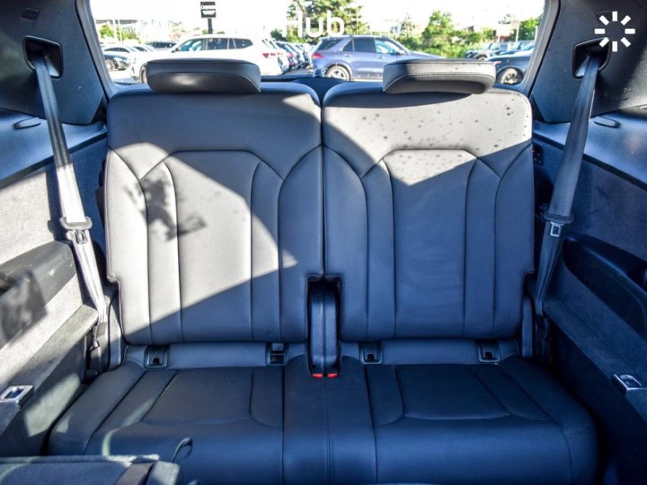 2023 Audi Q7 Komfort Quattro 7 Passenger Pano Sunroof Navi Leather Heated Front Seats Photo