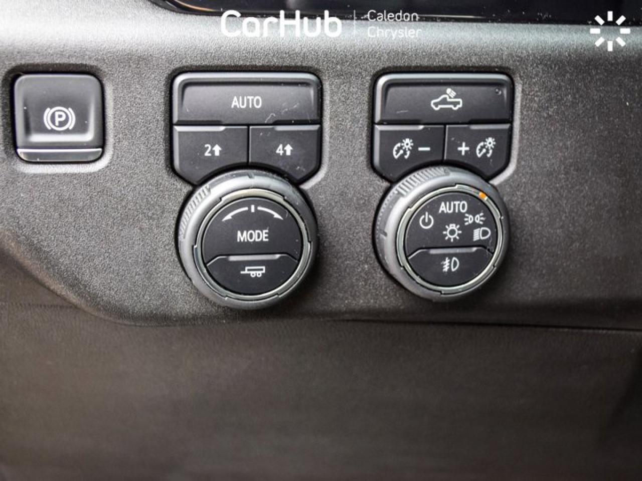 2024 Chevrolet Silverado 1500 RST4WD Crew Cab 147" 5.3L 13.4"Display Remote Start Alloy Photo