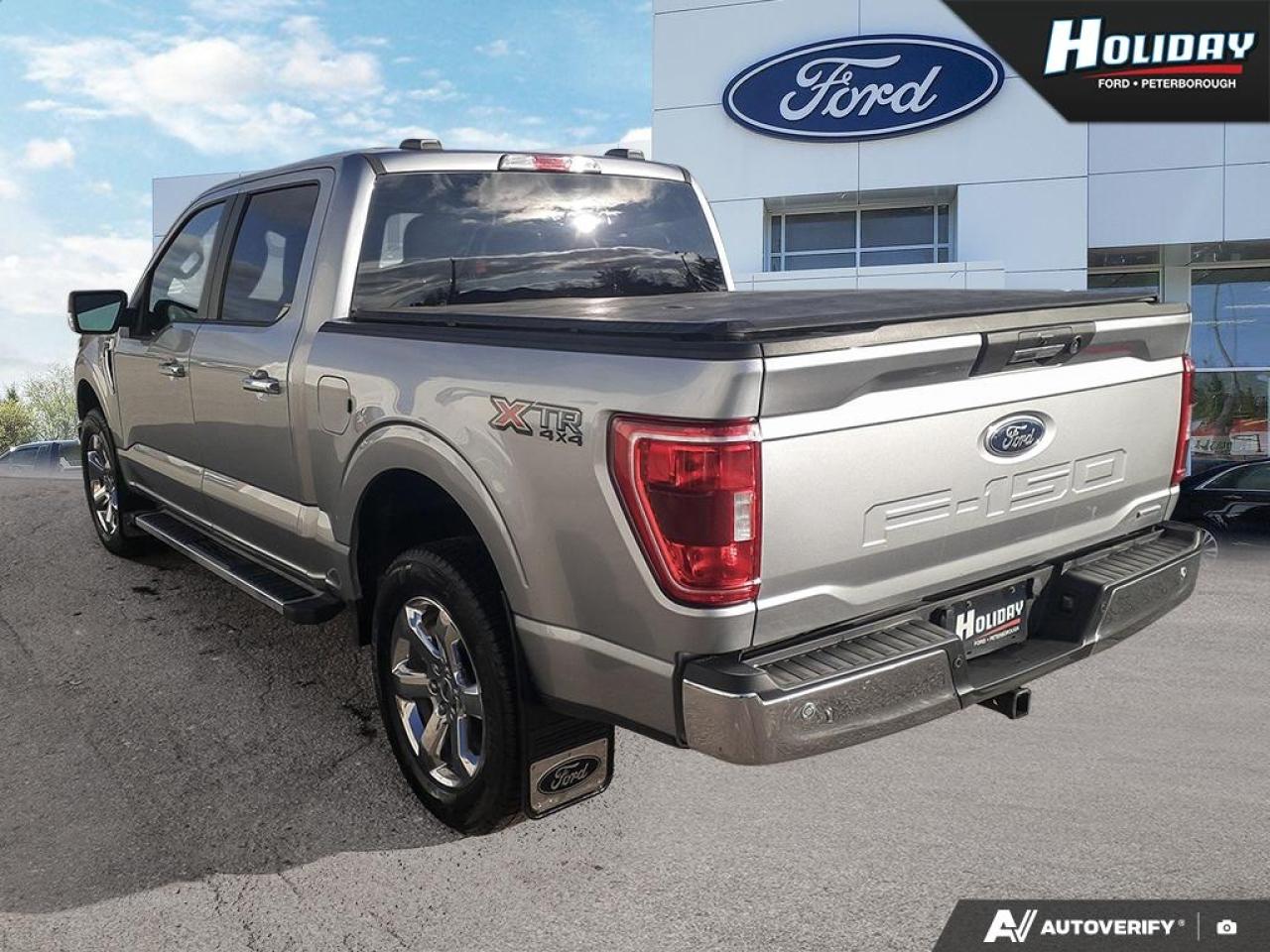 2023 Ford F-150 XLT Photo3
