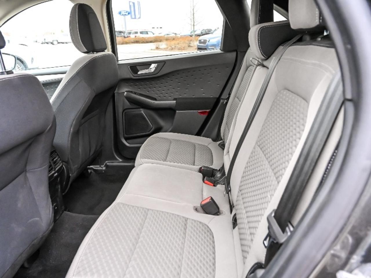 2020 Ford Escape SE Photo