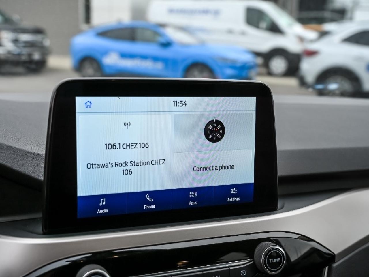 2020 Ford Escape SE Photo