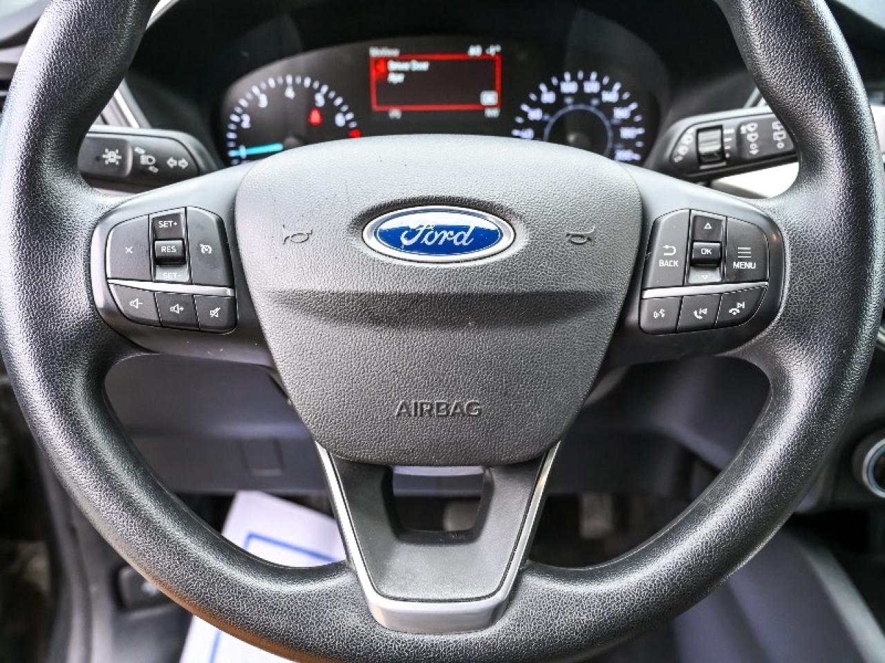2020 Ford Escape SE Photo