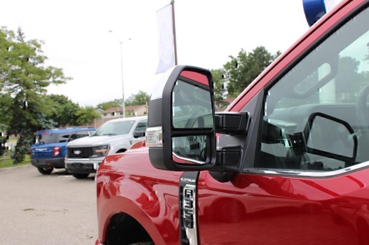 2024 Ford Super Duty F-350 Platinum Photo