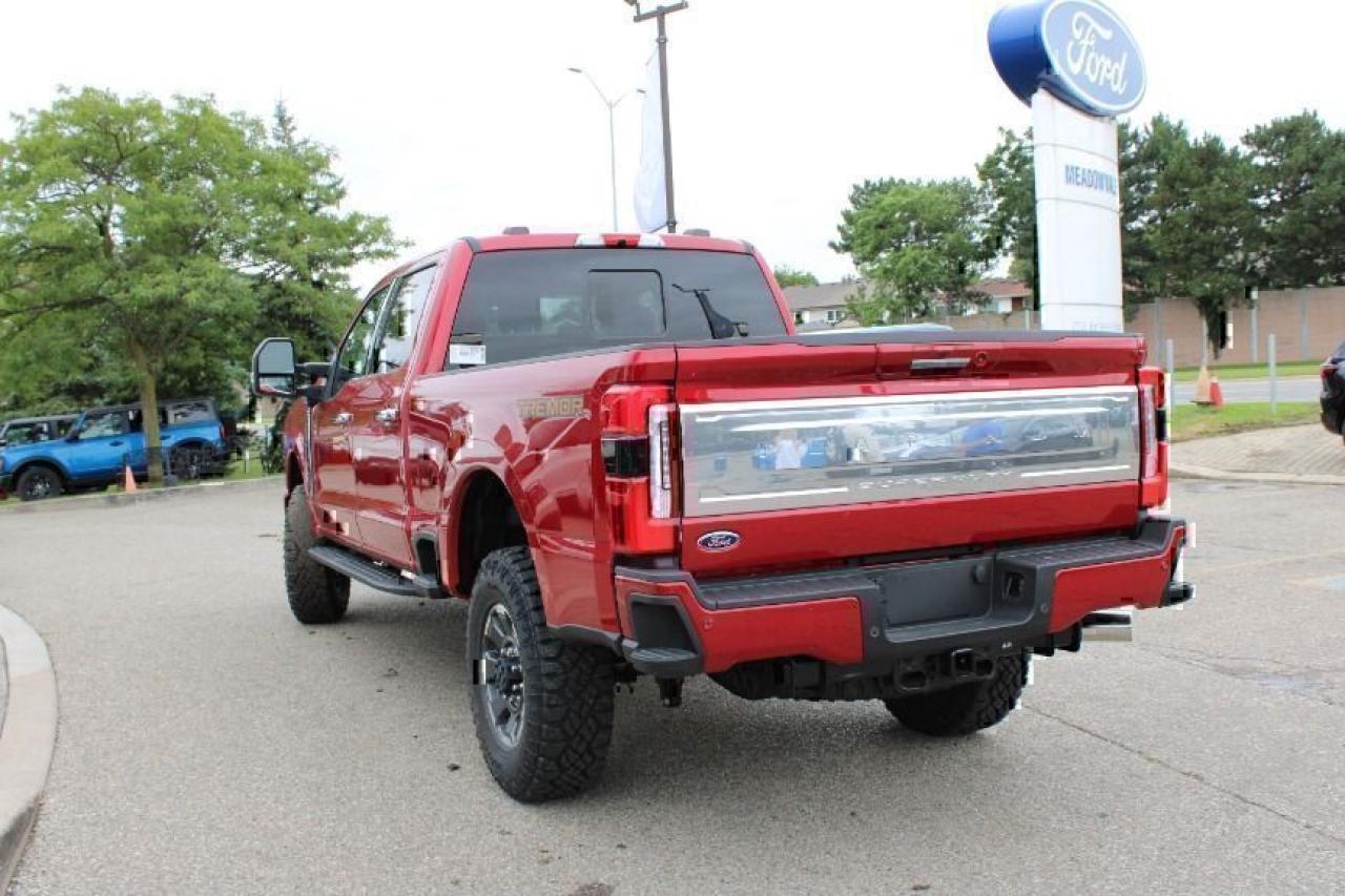2024 Ford Super Duty F-350 Platinum Photo