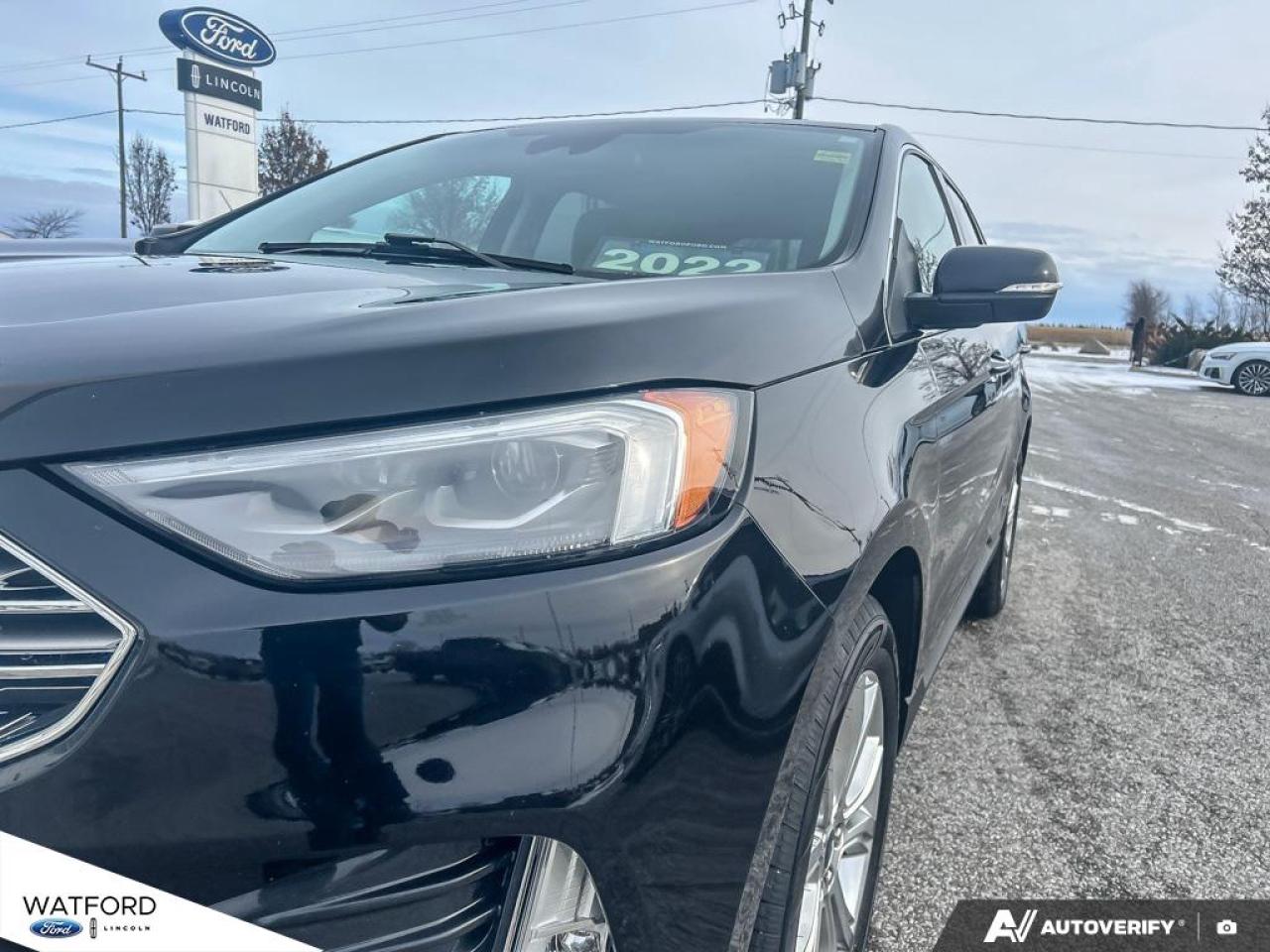 2022 Ford Edge Titanium AWD Photo