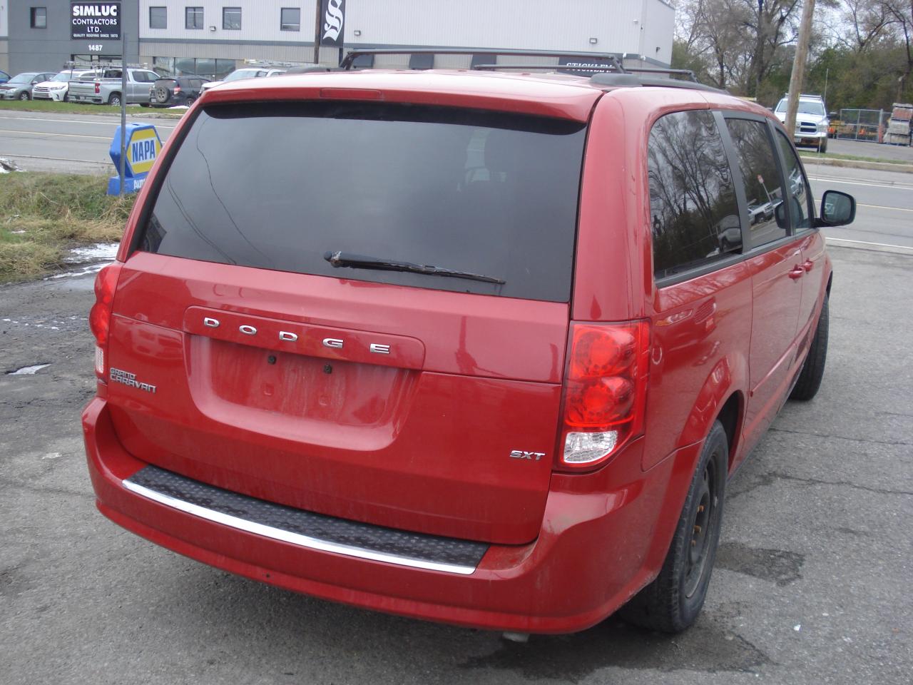 2014 Dodge Grand Caravan 4dr Wgn SXT Photo4