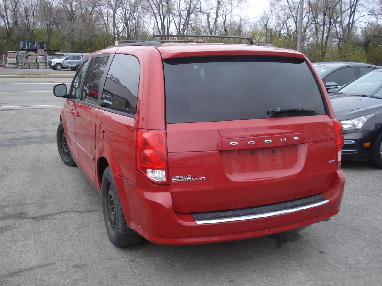 2014 Dodge Grand Caravan 4dr Wgn SXT Photo3