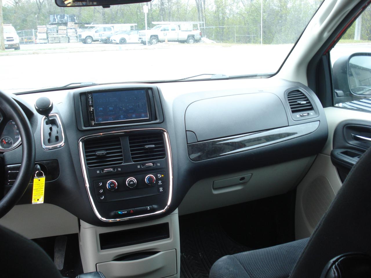 2014 Dodge Grand Caravan 4dr Wgn SXT Photo