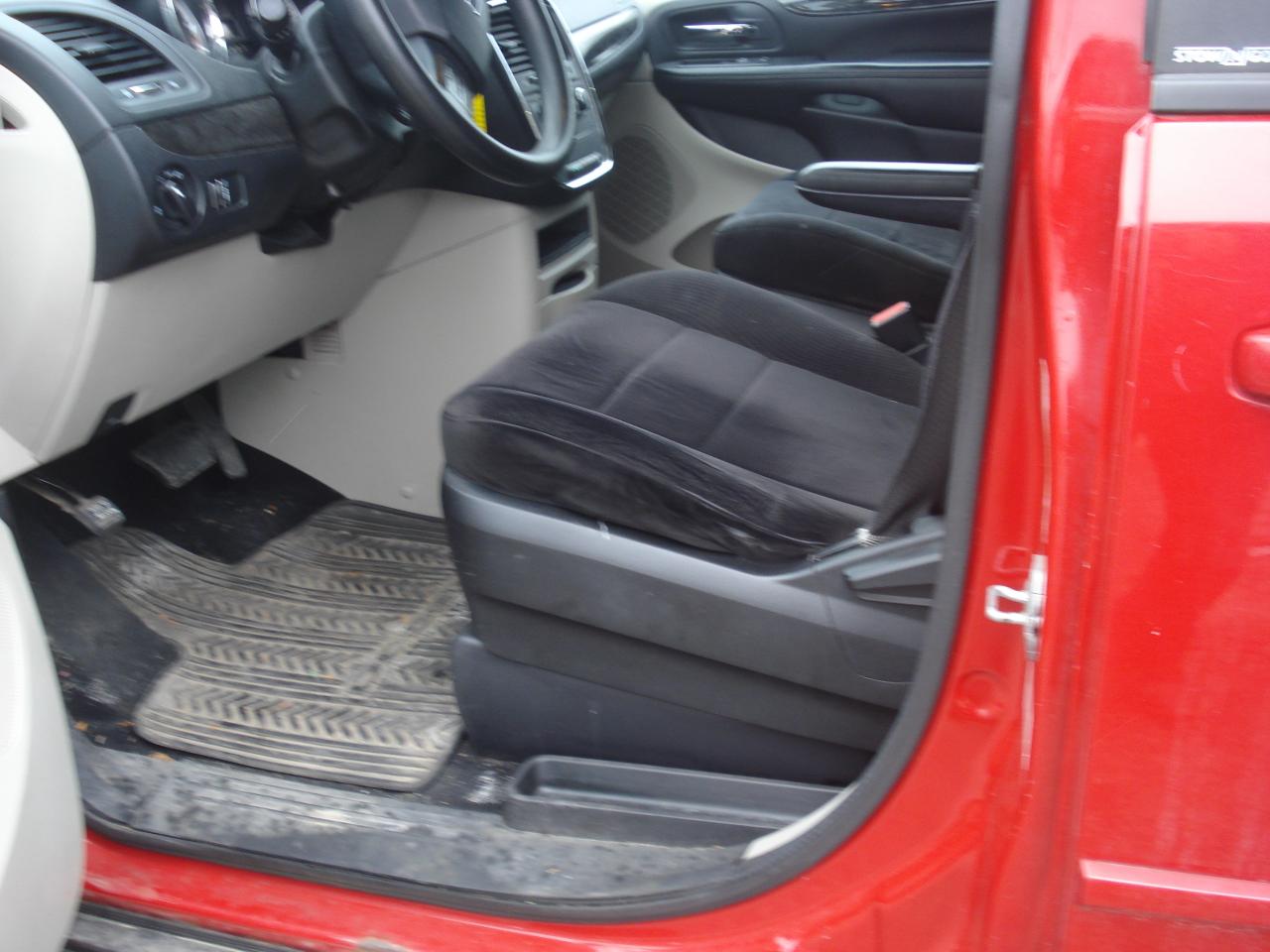 2014 Dodge Grand Caravan 4dr Wgn SXT Photo