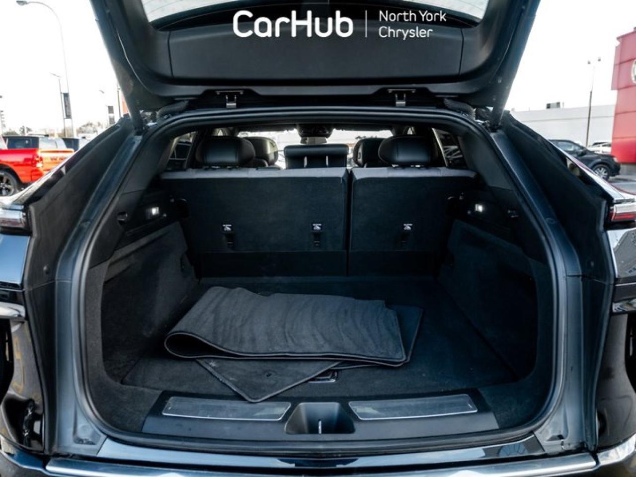 2024 Cadillac LYRIQ Tech Photo