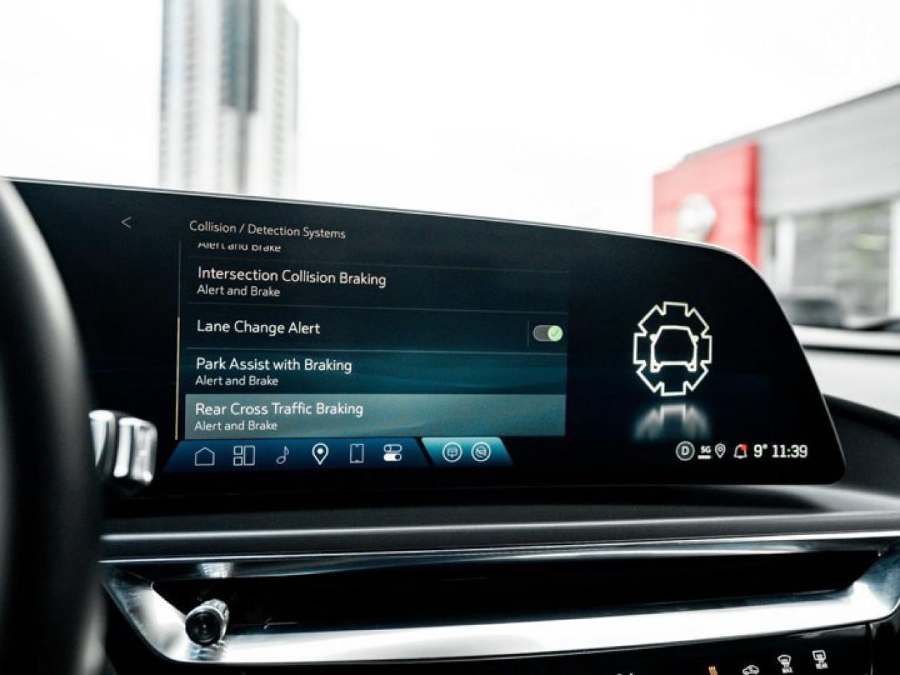 2024 Cadillac LYRIQ Tech Photo