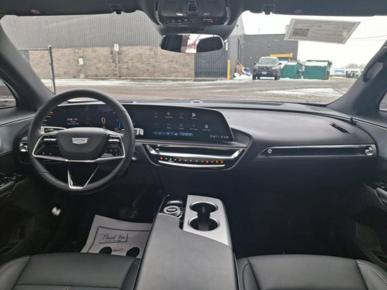 2024 Cadillac LYRIQ Tech Leather | Sunroof | Nav | Heated Seats | CarPlay + Android | Rear Camera | and More ! Photo