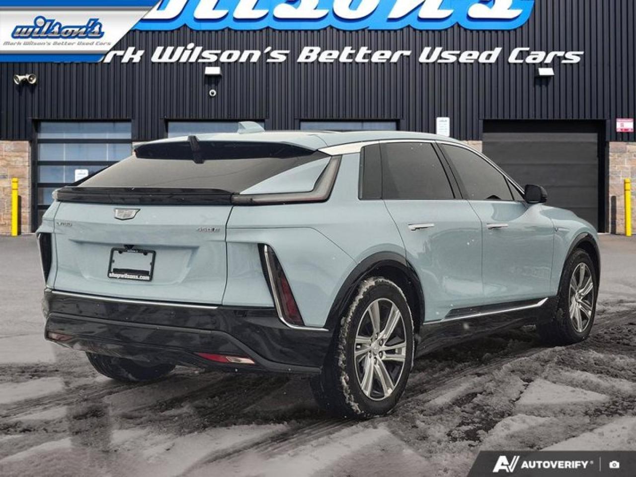 2024 Cadillac LYRIQ Tech Leather | Sunroof | Nav | Heated Seats | CarPlay + Android | Rear Camera | and More ! Photo