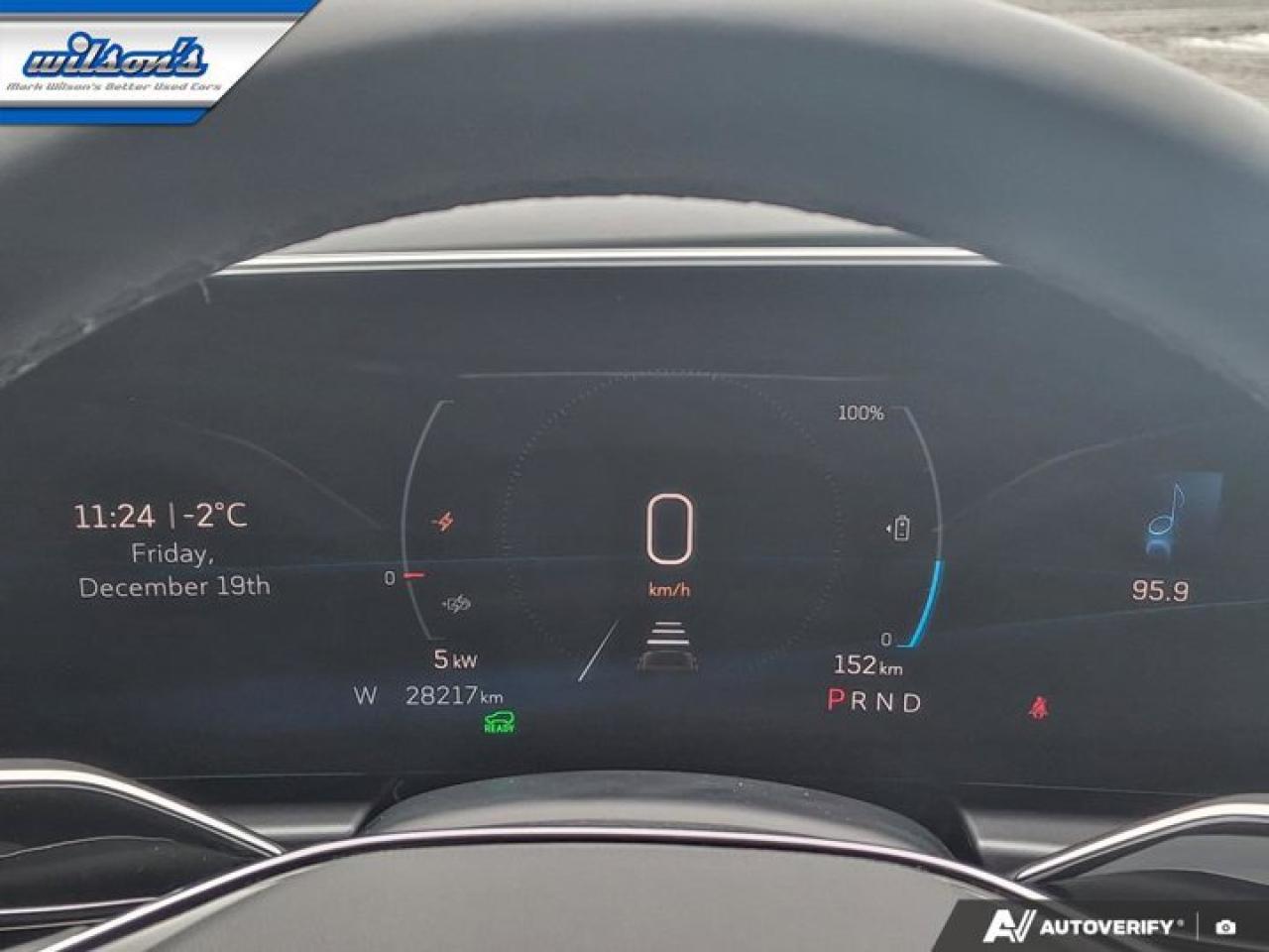 2024 Cadillac LYRIQ Tech Leather | Sunroof | Nav | Heated Seats | CarPlay + Android | Rear Camera | and More ! Photo