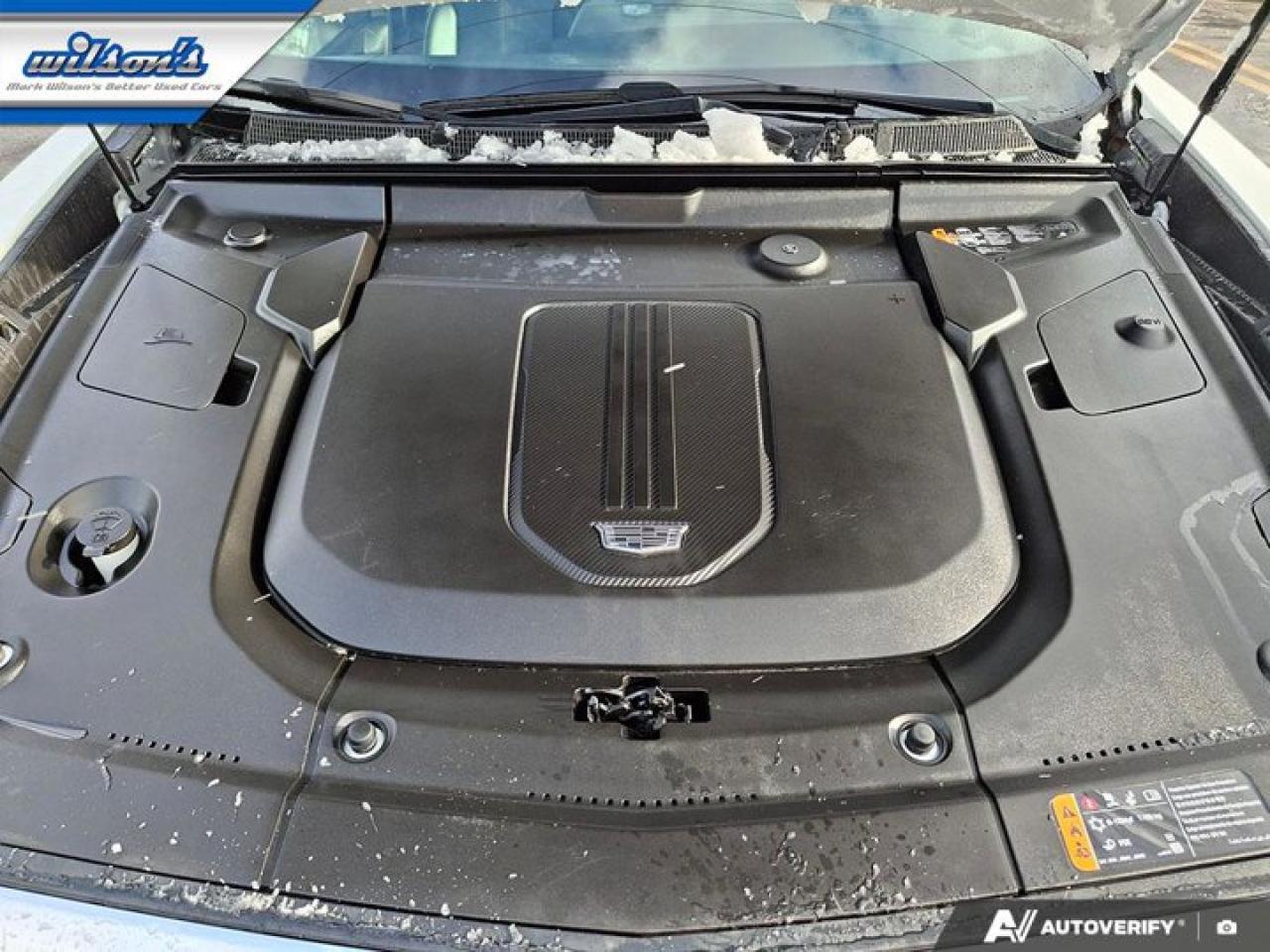 2024 Cadillac LYRIQ Tech Leather | Sunroof | Nav | Heated Seats | CarPlay + Android | Rear Camera | and More ! Photo