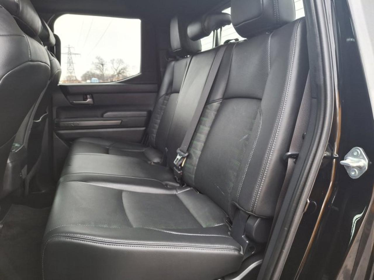 2024 Toyota Tacoma Hybrid TRD Off-Road Premium | Leather | Sunroof | JBL | Heated Wheel | Cooled + Heated Seats & More! Photo