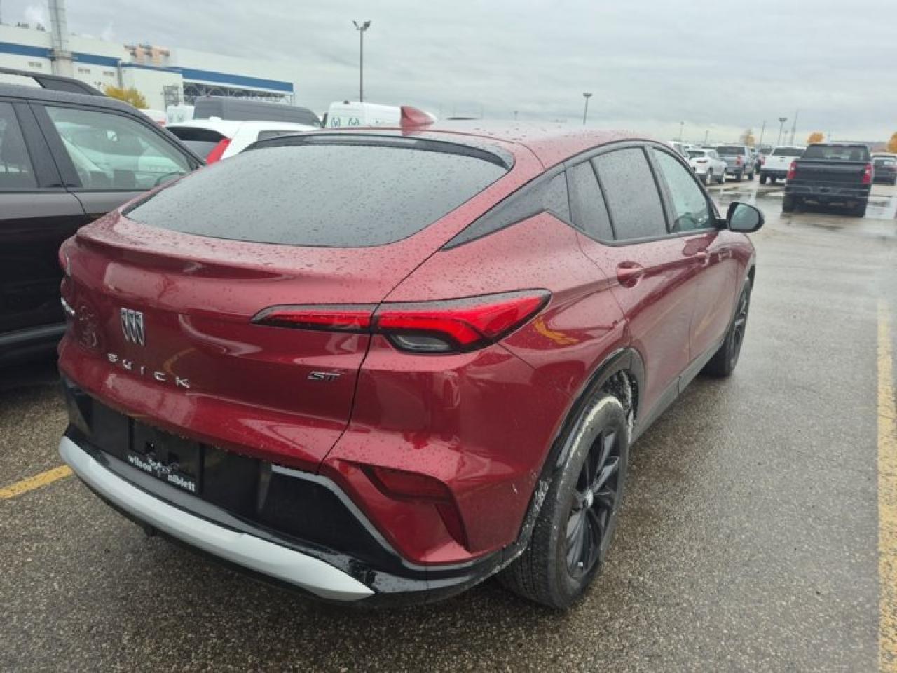 2024 Buick Envista Sport Touring | Leather | Heated Wheel + Seats | CarPlay + Android | Power Seat | Rear Cam & More ! Photo3