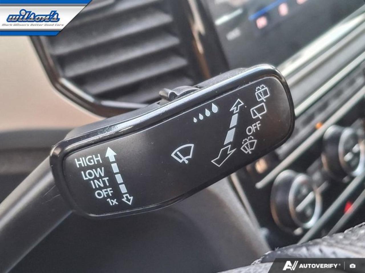 2023 Volkswagen Atlas Highline R-Line AWD | V6 | Leather | Nav | Pano Roof | Cooled + Heated Seats | and More ! Photo