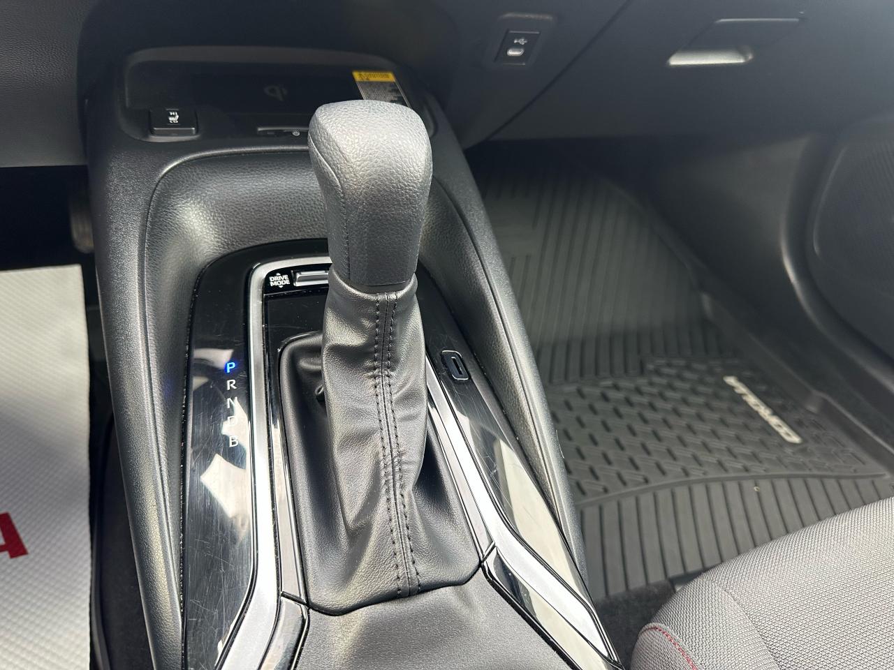 2024 Toyota Corolla SE COROLLA HYBRID Photo