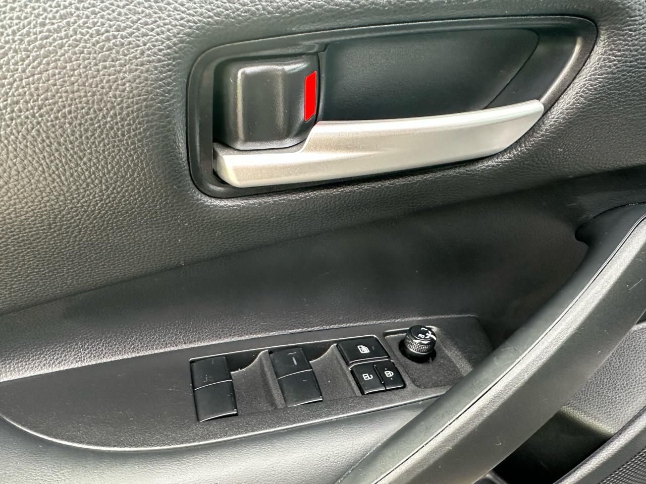 2024 Toyota Corolla SE COROLLA HYBRID Photo