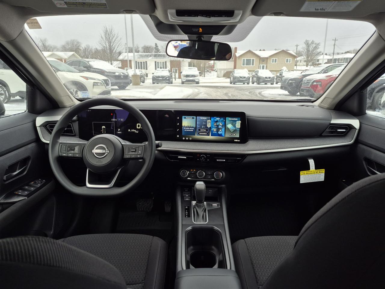 2026 Nissan Kicks S Photo12