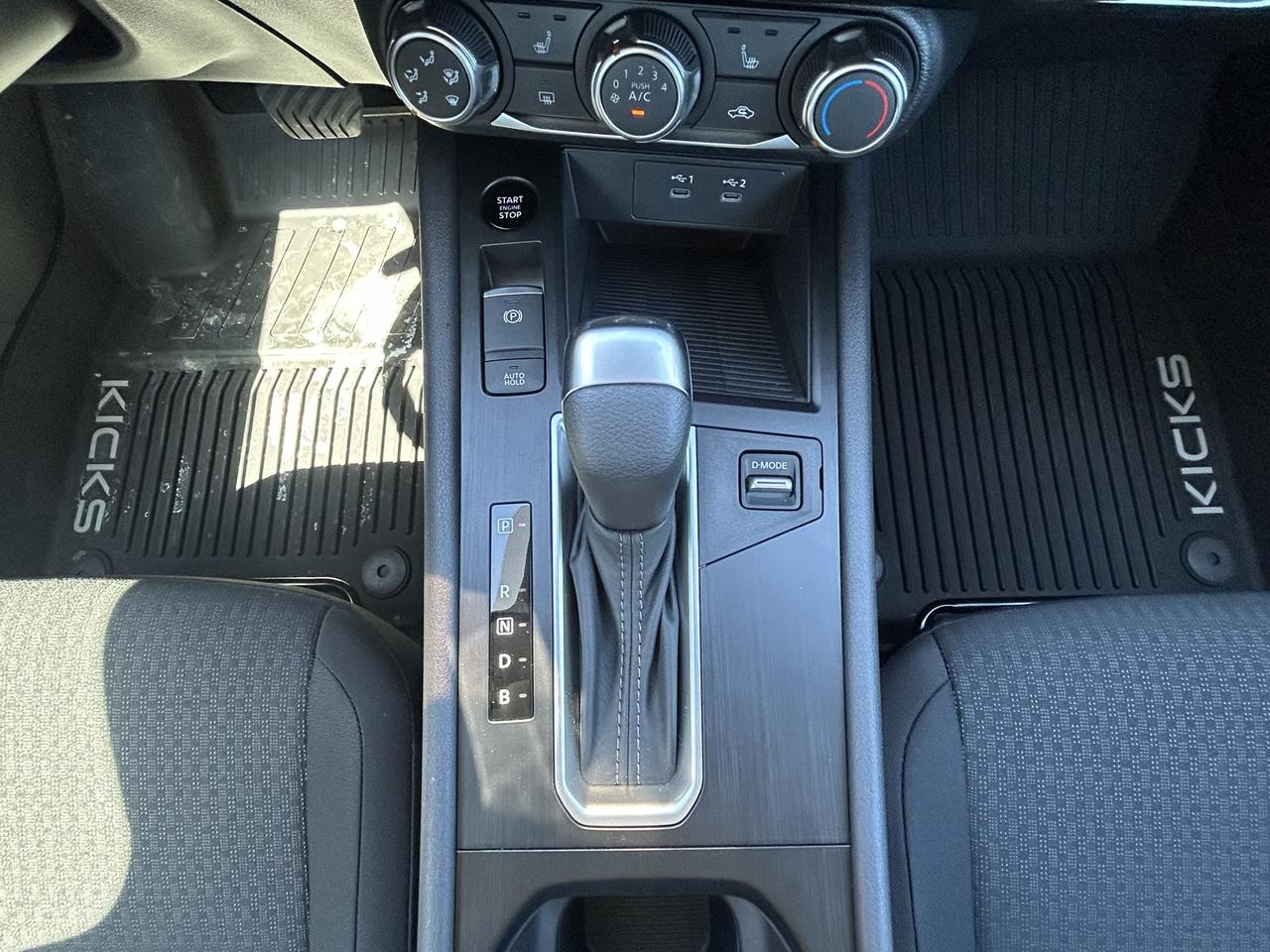 2026 Nissan Kicks S Photo