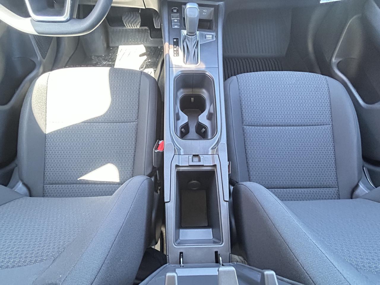 2026 Nissan Kicks S Photo