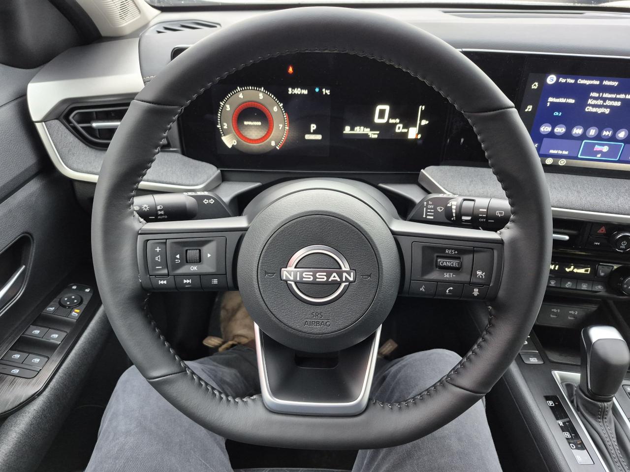 2026 Nissan Kicks SV Photo22