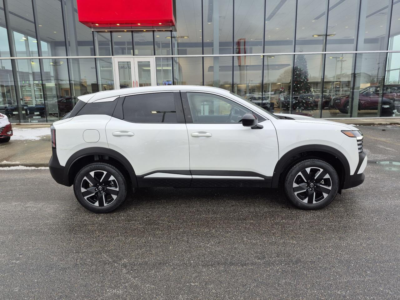 2026 Nissan Kicks SV Photo5