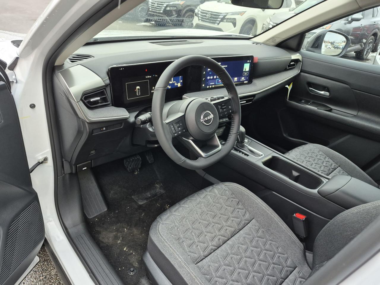 2026 Nissan Kicks SV Photo6