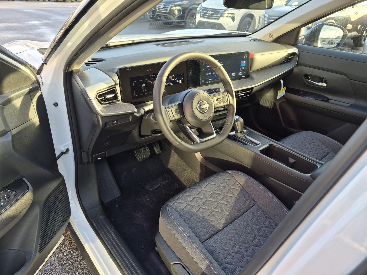 2026 Nissan Kicks SV Photo6