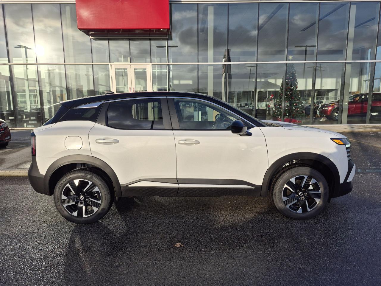 2026 Nissan Kicks SV Photo5