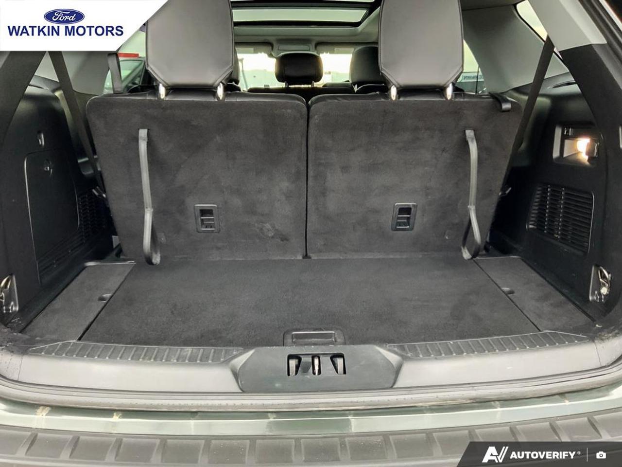 2022 Ford Explorer XLT Photo14