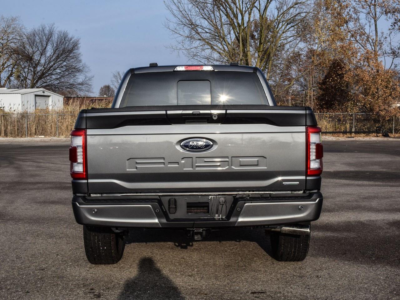 2023 Ford F-150 Lariat 4WD SuperCrew 5.5' Box Photo