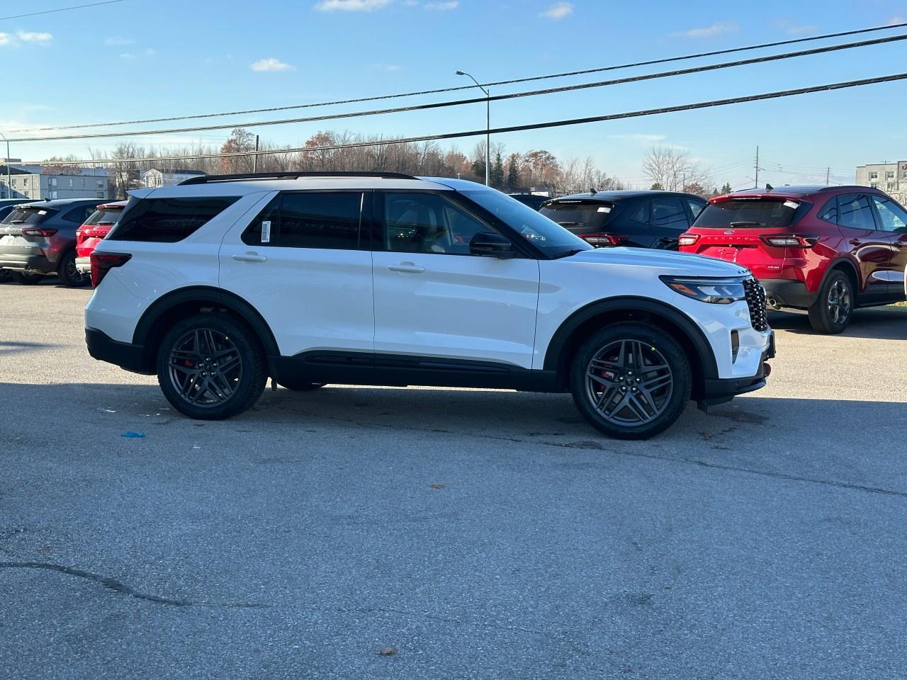 2026 Ford Explorer ST 4WD Photo