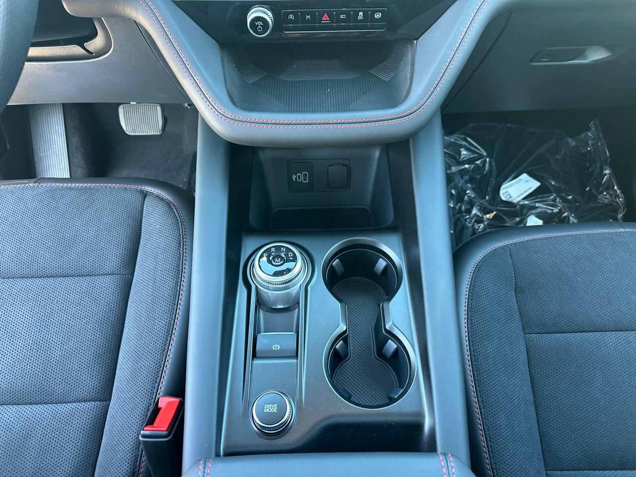 2026 Ford Explorer ST 4WD Photo