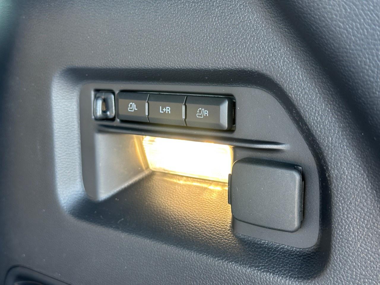 2026 Ford Explorer ST 4WD Photo