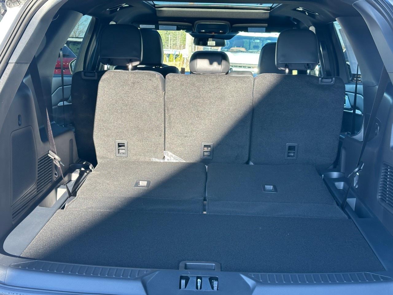 2026 Ford Explorer ST 4WD Photo