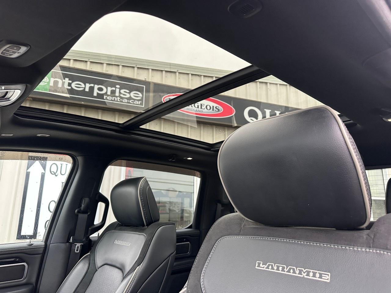 2022 RAM 1500 Laramie 4x4 Crew Cab 5'7" Box Photo