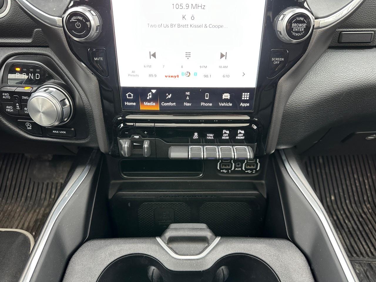 2022 RAM 1500 Laramie 4x4 Crew Cab 5'7" Box Photo