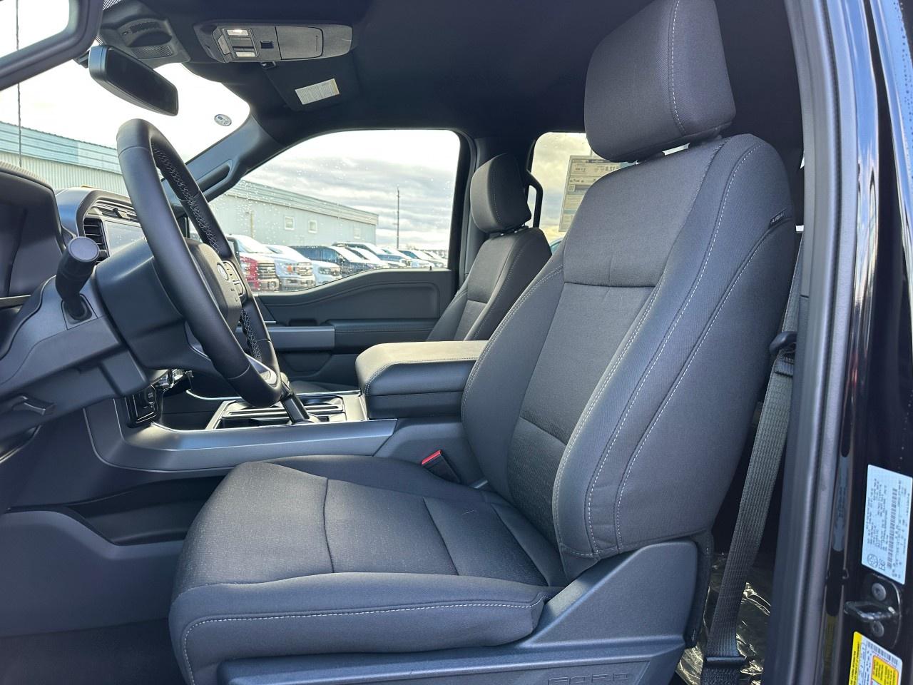 2025 Ford F-150 XLT 4WD SuperCrew 5.5' Box Photo